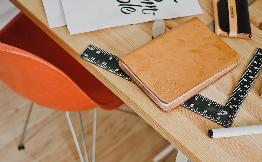 Desk ruler measurements